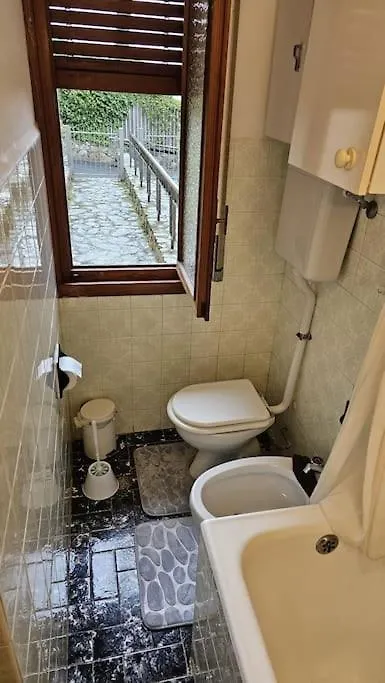 Casa Con Giardino: Varazze