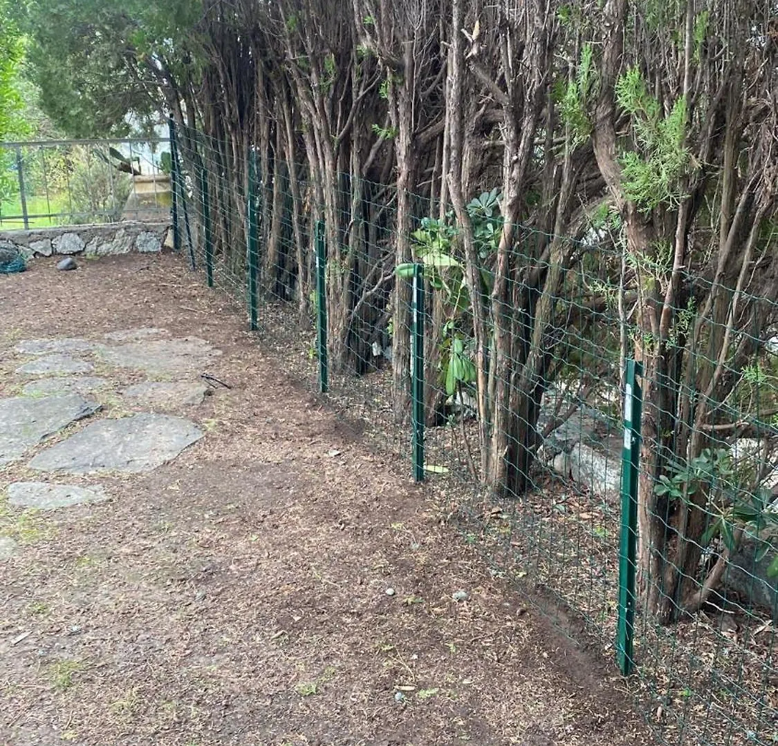 Casa Con Giardino: Varazze 0*,